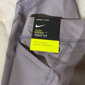 NIKE Running Speed Tight Fit Leggings 7/8 Length Size S Gray